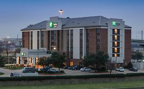 Holiday Inn Express & Suites Irving Conv Ctr - Las Colinas